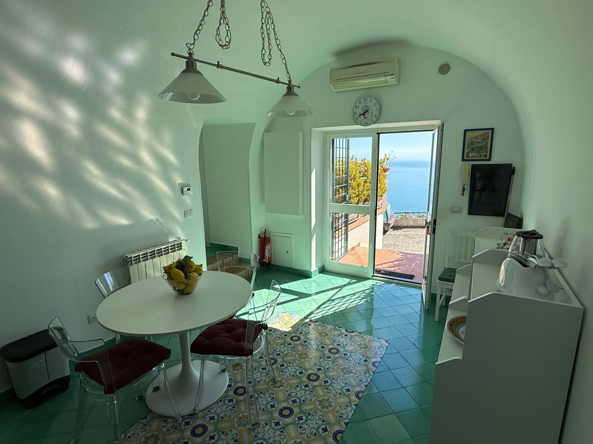 Holiday home Casa Gabriella - Amalfi Coast - Free Parking - Full Sea View Vietri sul Mare